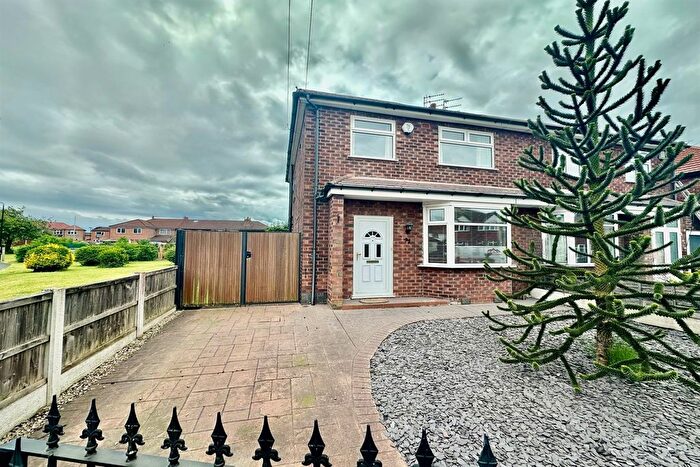 3 Bedroom Semi-Detached House To Rent In Rossett Avenue, Timperley, Altrincham, WA15