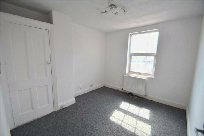 2 Bedroom Apartment To Rent In Goresbrook Road, Dagenham, RM9