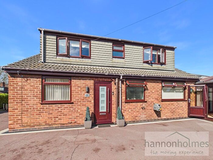 3 Bedroom Semi-Detached Bungalow For Sale In Aintree Road, Little Lever, Bolton, BL3