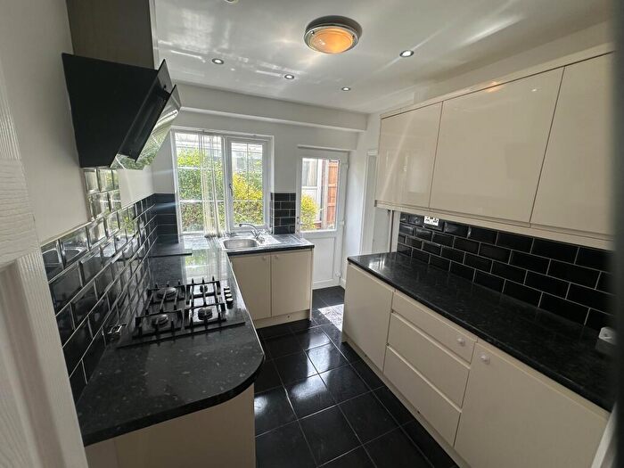 3 Bedroom House To Rent In Hungary Hill, Stourbridge, DY9