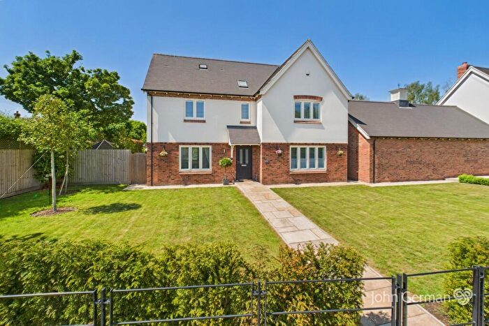 4 Bedroom Detached House For Sale In Burton Road, Rosliston, DE12