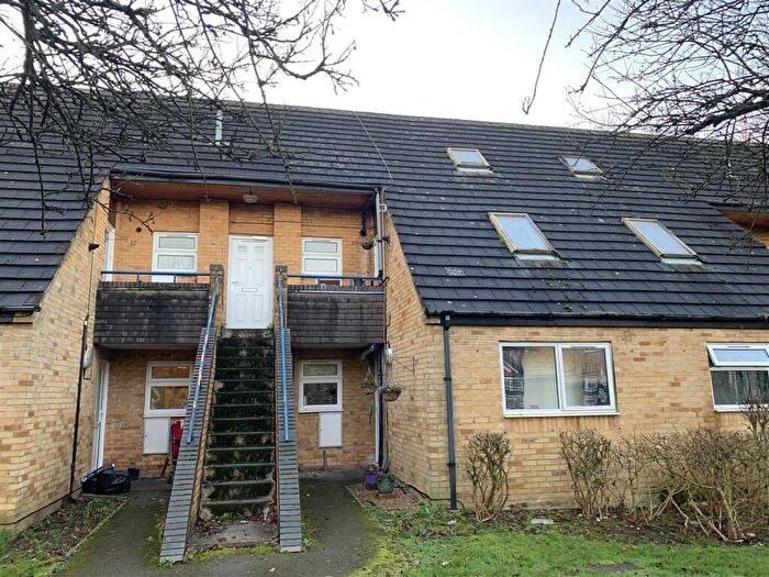 1 Bedroom Apartment To Rent In Redhall Close, Hatfield, AL10