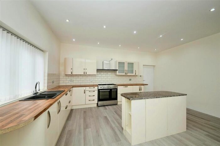 5 Bedroom Terraced House For Sale In Main Road, Welney, Wisbech, PE14