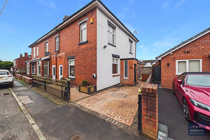 4 Bedroom Terraced House For Sale In Mill Road, Orrell, Wigan, WN5