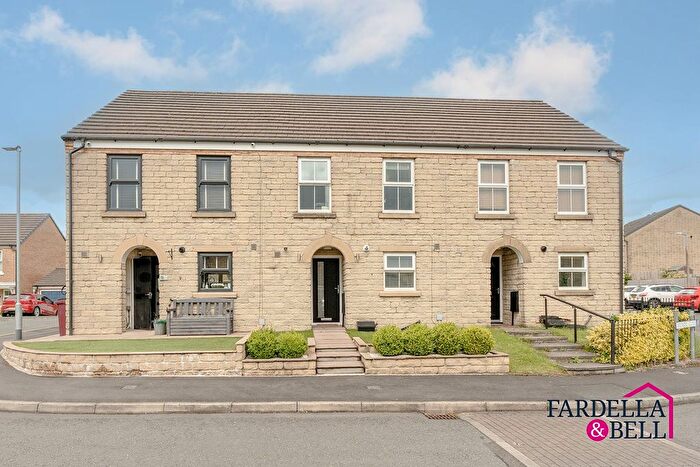 3 Bedroom Terraced House For Sale In Arundel Close, Burnley, BB12