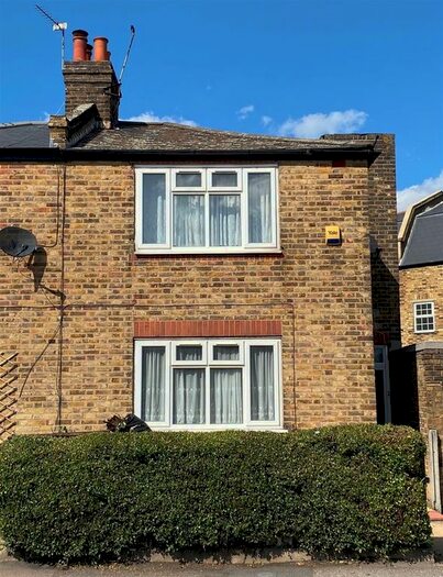 2 Bedroom End Of Terrace House To Rent In Bestwood Street, Deptford, London, SE8