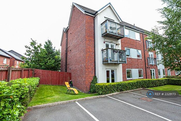 2 Bedroom Flat To Rent In Highmarsh Crescent, West Didsbury, Manchester, M20