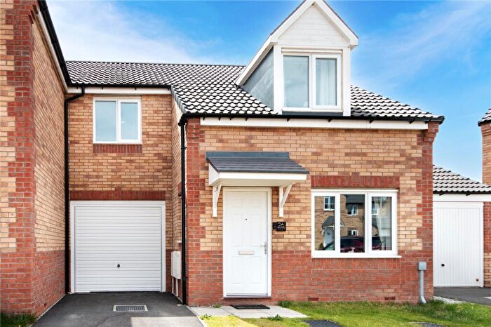 3 Bedroom Semi-Detached House For Sale In South Moor Drive, Goldthorpe, Barnsley, South Yorkshire, S63