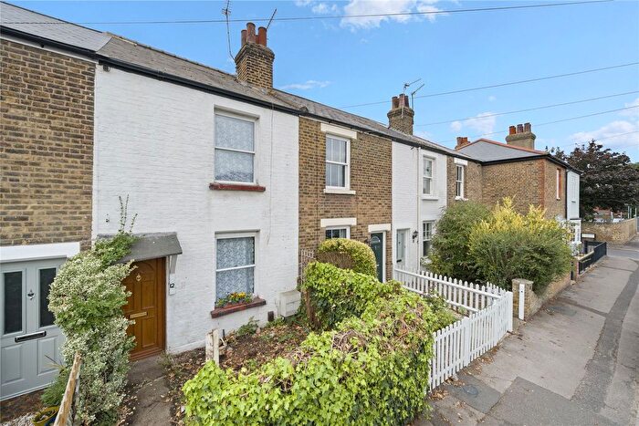 3 Bedroom Terraced House For Sale In Windmill Lane, Long Ditton, Surbiton, Surrey, KT6