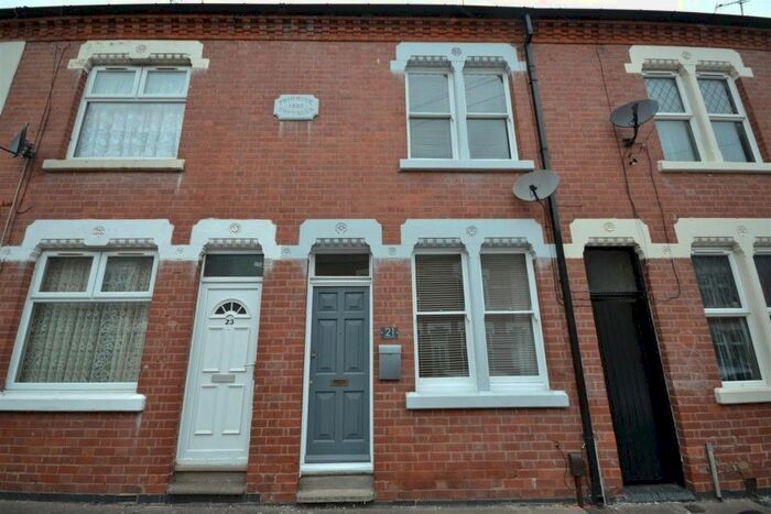 3 Bedroom Property To Rent In Tyndale Street, Leicester, LE3