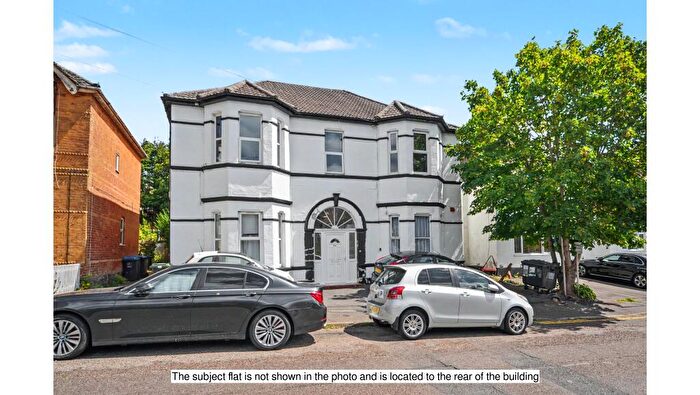 1 Bedroom Flat For Sale In Flat, Drummond Road, Bournemouth, Dorset, BH1