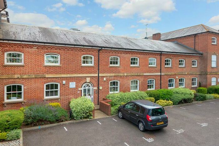 3 Bedroom Apartment To Rent In George Roche Road, CT1