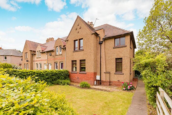 3 Bedroom Semi-Detached House For Sale In The Glebe, South Queensferry, EH30