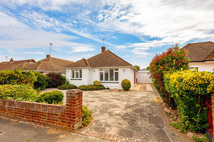 2 Bedroom Detached Bungalow For Sale In St. James Avenue, Southend-on-sea, SS1