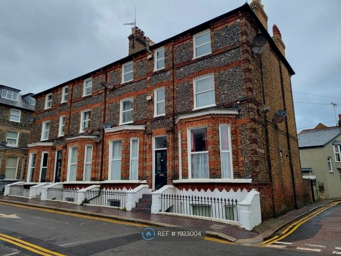 1 Bedroom Flat To Rent In Sandringham Court, Broadstairs, CT10