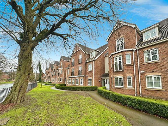 2 Bedroom Flat To Rent In Ellesmere Green, Eccles, Manchester, Greater Manchester, M30