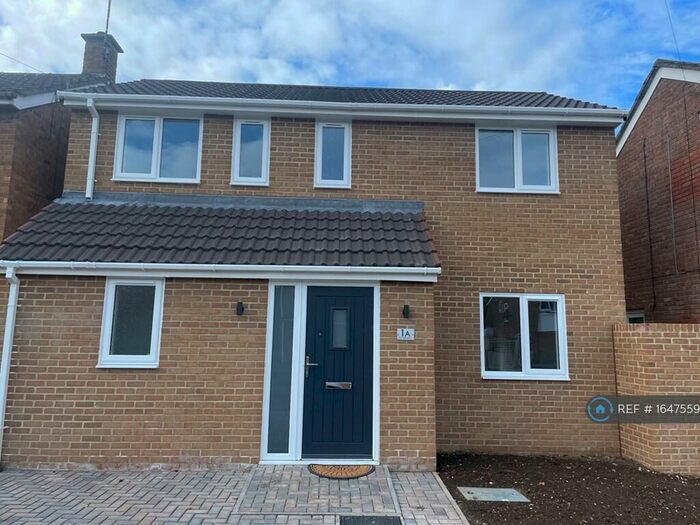 3 Bedroom Detached House To Rent In Hucclecote, Hucclecote, Gloucester, GL3