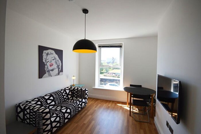 3 Bedroom Apartment To Rent In *£pppw* - Falconar Street, Shieldfield, NE2
