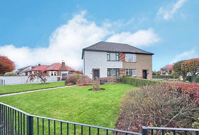 3 Bedroom Semi Detached House For Sale In Princes Street, Grangemouth, FK3