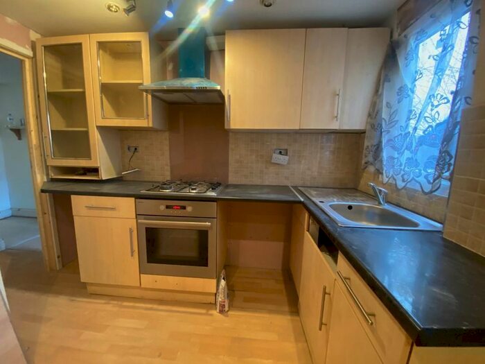 5 Bedroom End Of Terrace House To Rent In Armytage Road, Heston, Hounslow, TW5