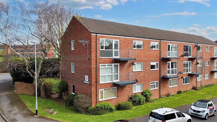 2 Bedroom Flat To Rent In Roxby House, Arnold, Nottingham, NG5