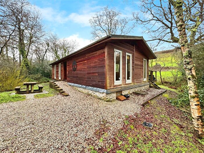 2 Bedroom Property For Sale In Lanreath, Looe, Cornwall, PL13