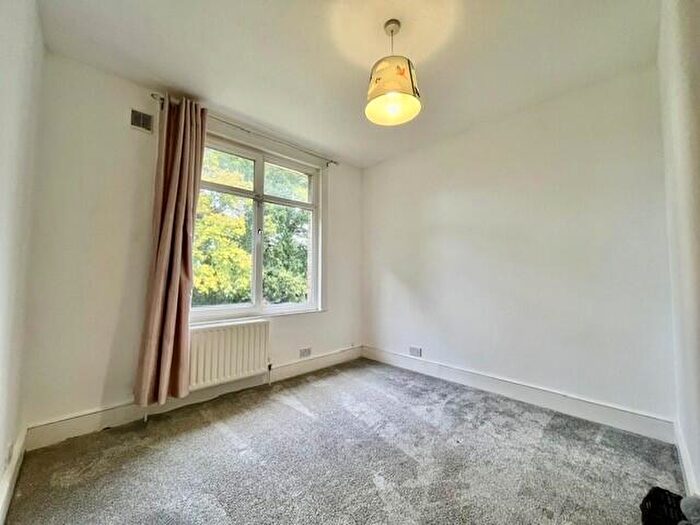 5 Bedroom House To Rent In Alexandra Crescent, BR1