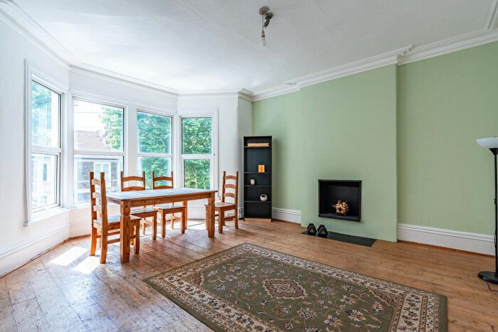 4 Bedroom Maisonette For Sale In Cranbrook Road, Redland, Bristol, BS6