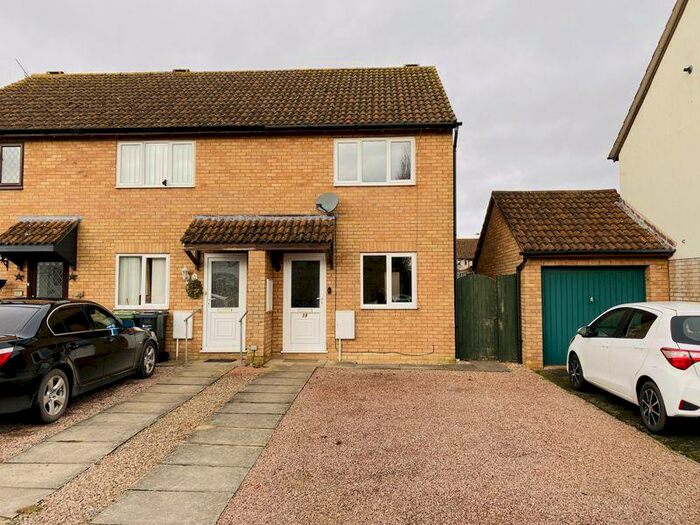 2 Bedroom End Of Terrace House To Rent In Field Farm Mews, Hereford, HR2