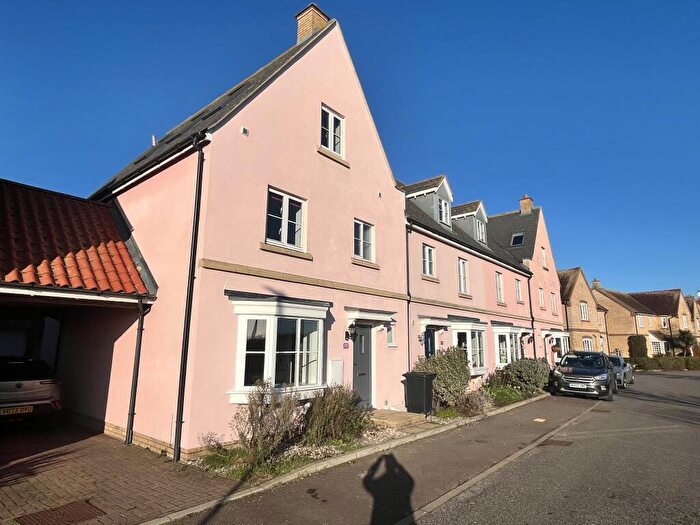 4 Bedroom End Of Terrace House To Rent In Battle Rise, Heybridge, CM9