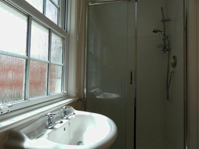 1 Bedroom Flat To Rent In George Roche Road, Nunneryfields, Canterbury, Kent, CT1