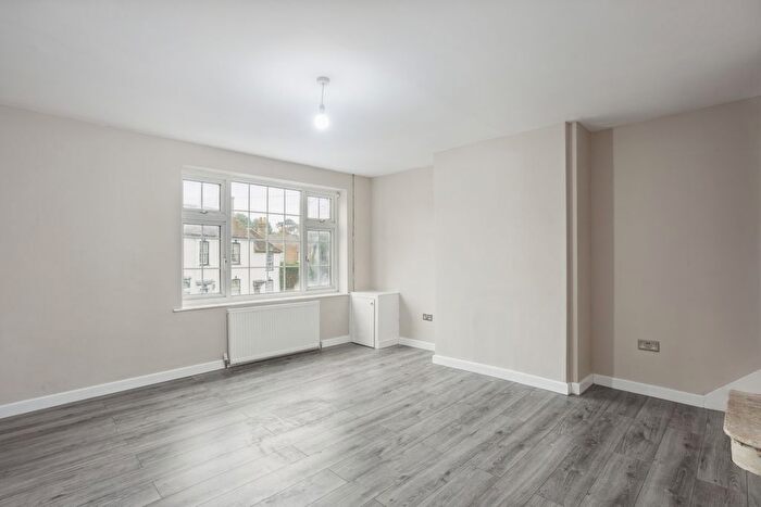 2 Bedroom Maisonette To Rent In High Street, Stanwell, Staines, TW19
