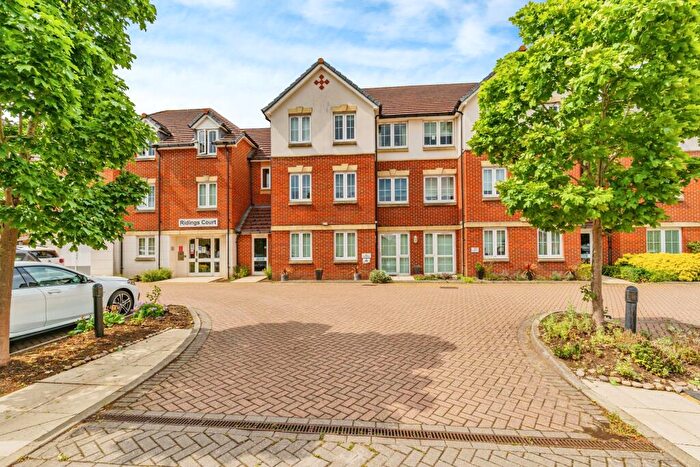 1 Bedroom Apartment For Sale In Ridings Court, Reigate, RH2