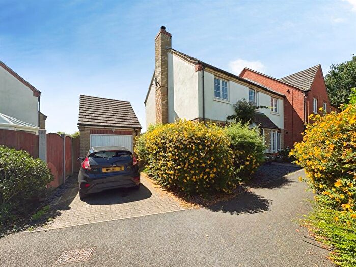 4 Bedroom Semi Detached House For Sale In Cornflower Close, Ramsey, Huntingdon, PE26