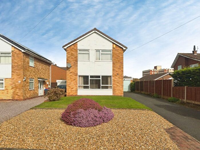 3 Bedroom Detached House For Sale In Emral Rise, Telford, Shropshire, TF1