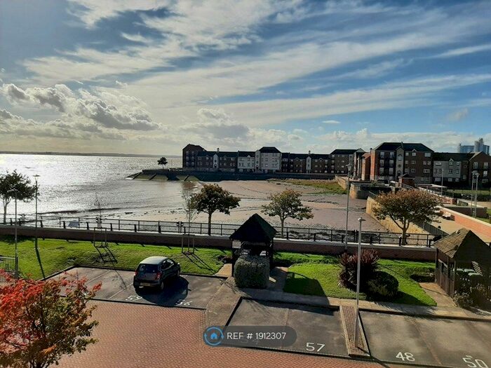 2 Bedroom Flat To Rent In Victoria Dock, Hull, HU9