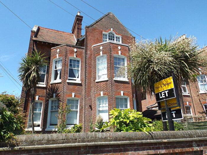 Studio To Rent In Helena Road, Southsea, PO4