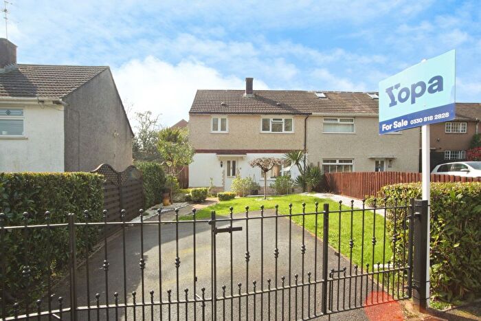 3 Bedroom Semi Detached House For Sale In Broadwood Close, Newport, NP19