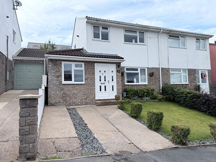 3 Bedroom Semi-Detached House For Sale In Hilltop Avenue, Cilfynydd, Pontypridd, Mid Glamorgan, CF37
