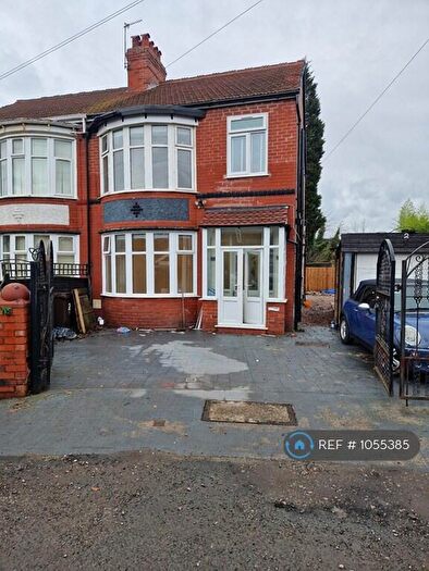 3 Bedroom Semi Detached House To Rent In Green Drive, Manchester, M19