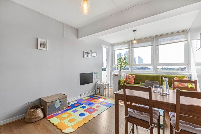 1 Bedroom Flat To Rent In Murray Grove, Hoxton, N1