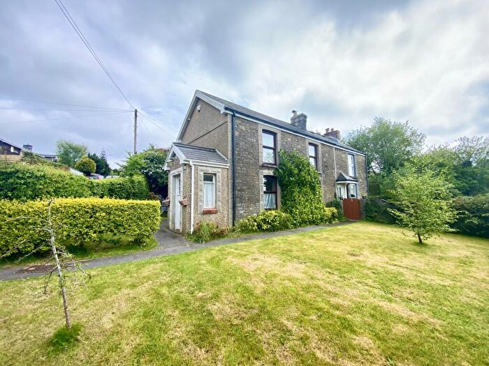3 Bedroom Semi-Detached House For Sale In Drumau Road, Birchgrove, Swansea, City And County Of Swansea., SA7