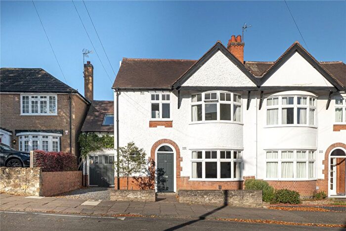 4 Bedroom Semi-Detached House For Sale In Dovedale Road, Stoneygate, Leicester, LE2