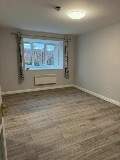 1 Bedroom Flat To Rent In Brindley Close, Wembley, HA0