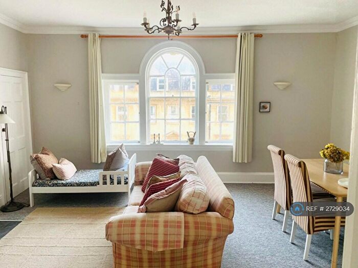 1 Bedroom Flat To Rent In Vineyards, Bath, BA1