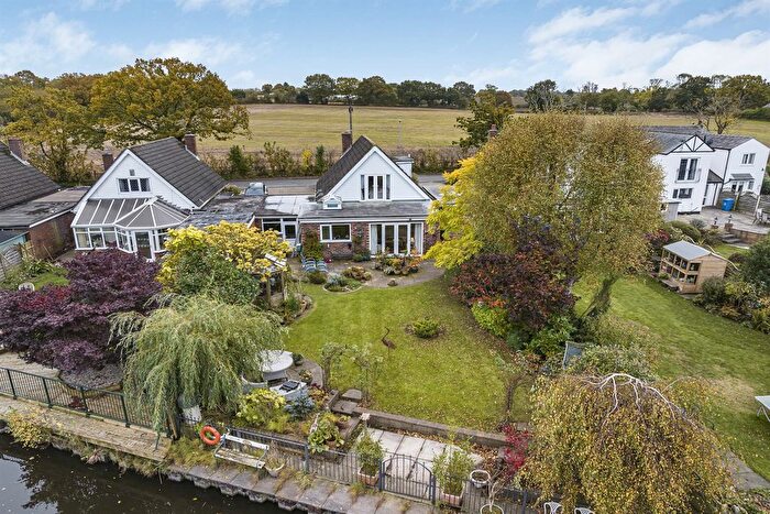 3 Bedroom Detached Bungalow For Sale In Massey Brook Lane, Lymm, WA13