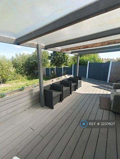 3 Bedroom End Of Terrace House To Rent In Gernons, Basildon, SS16