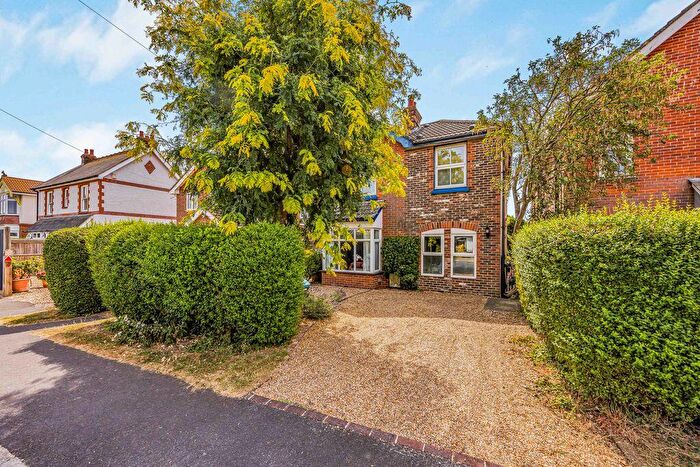 4 Bedroom Detached House For Sale In Breach Avenue, Southbourne, PO10