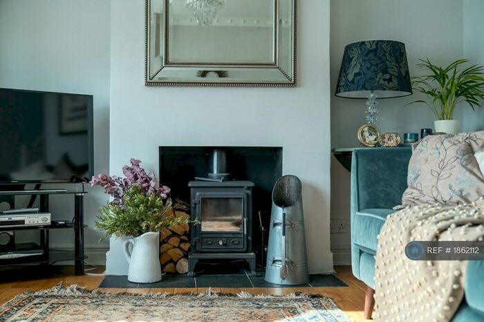 3 Bedroom Terraced House To Rent In Goodrich Road, London, SE22