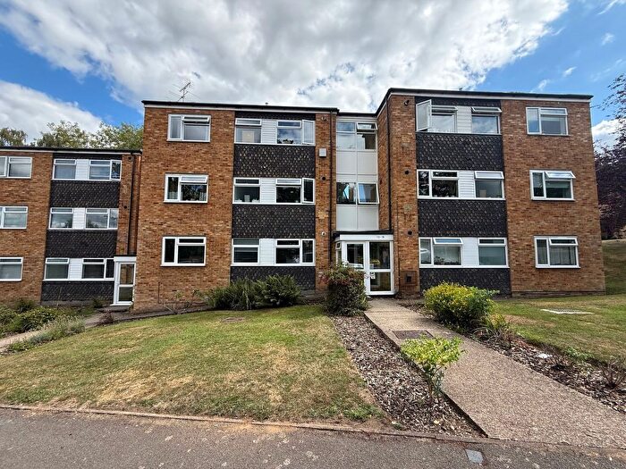2 Bedroom Flat To Rent In Avon Court, Cressex Close, Binfield, RG42